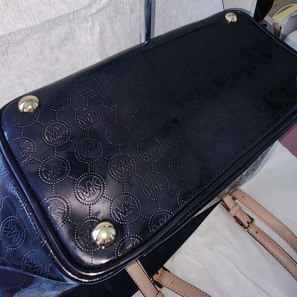 Michael kors Tote - Picture 6 of 11